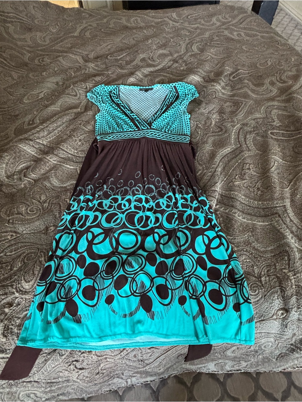 Cap-Sleeve Turquoise and Brown Midi Dress with Graphic Ring Print
